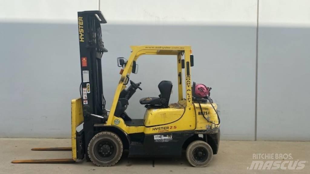 Hyster H2.5TX Камиони с АГУ