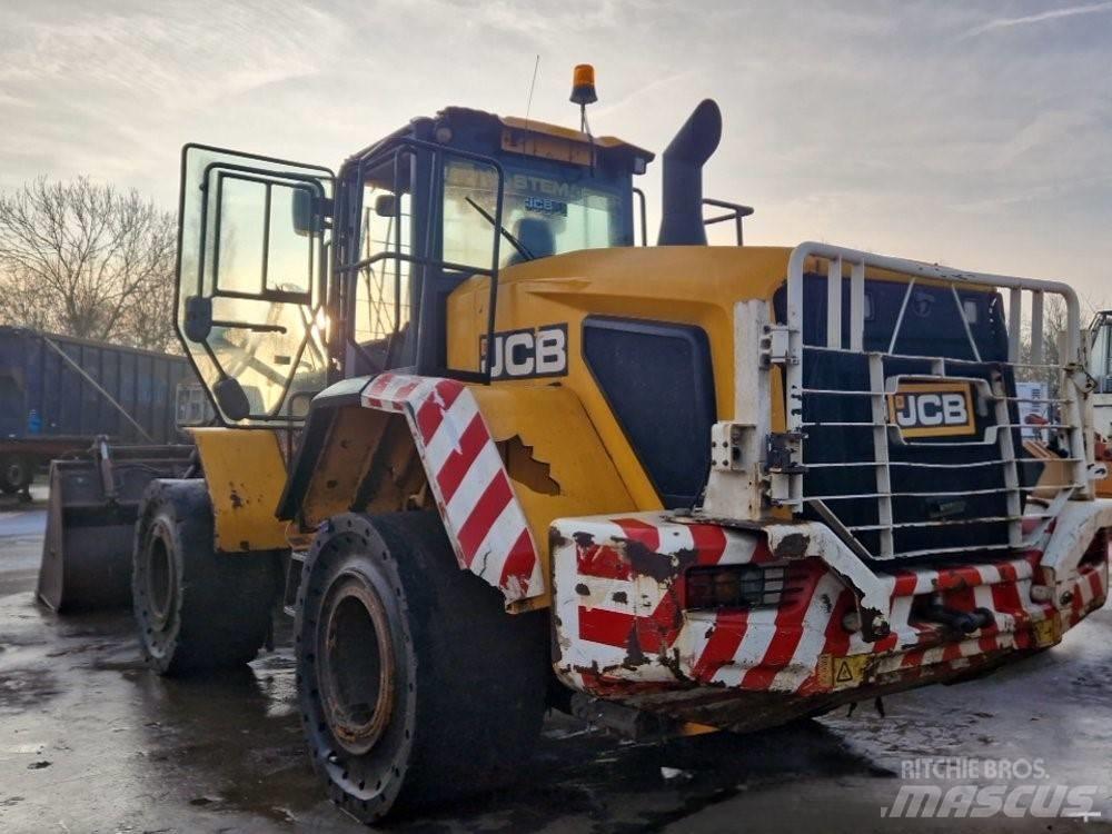 JCB 457 Колесни товарачи