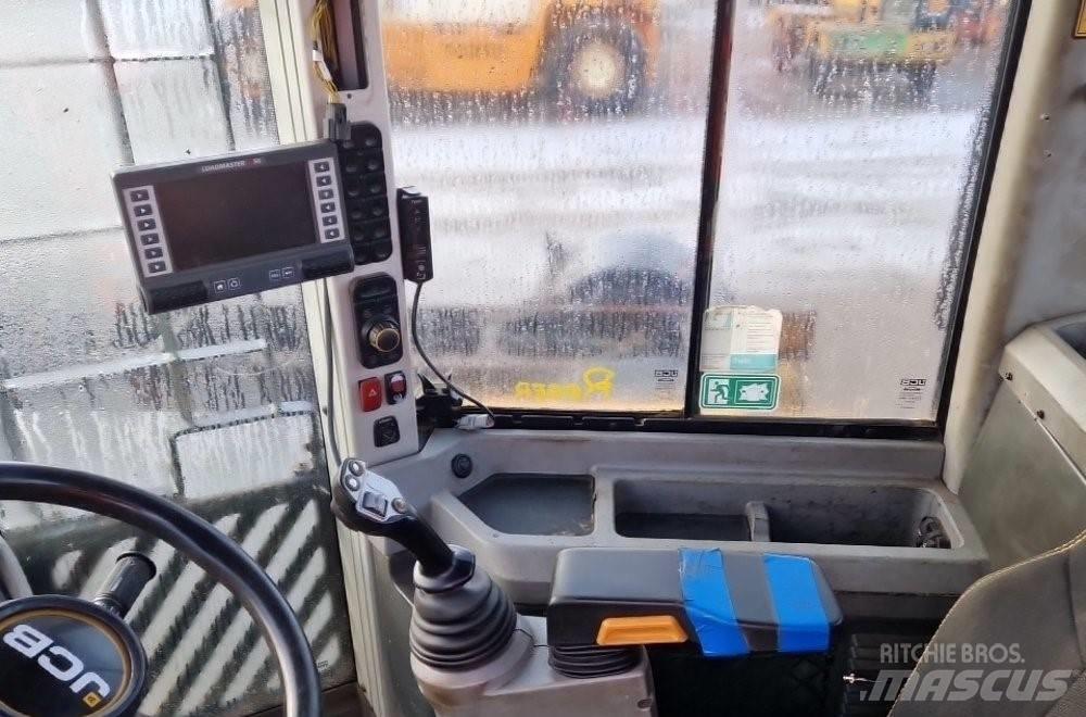 JCB 457 Колесни товарачи