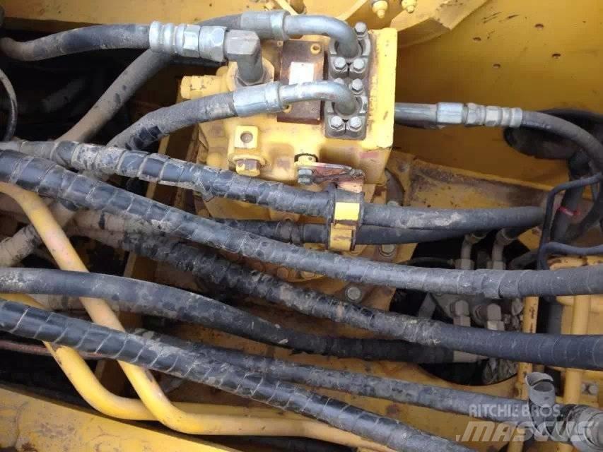 Komatsu pc220-7 Верижен екскаватор