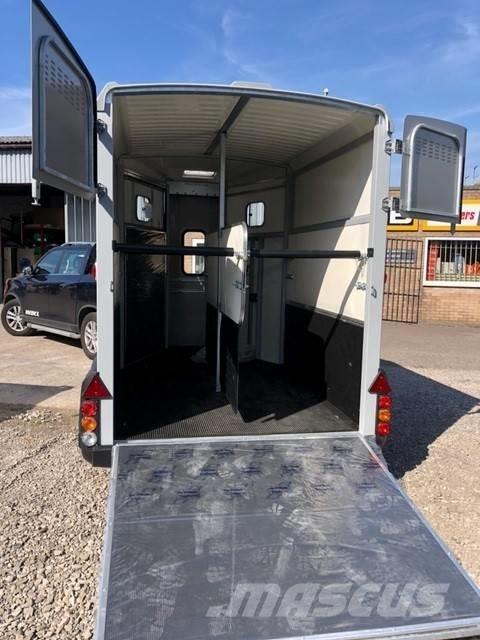 Ifor Williams HB511R Други ремаркета