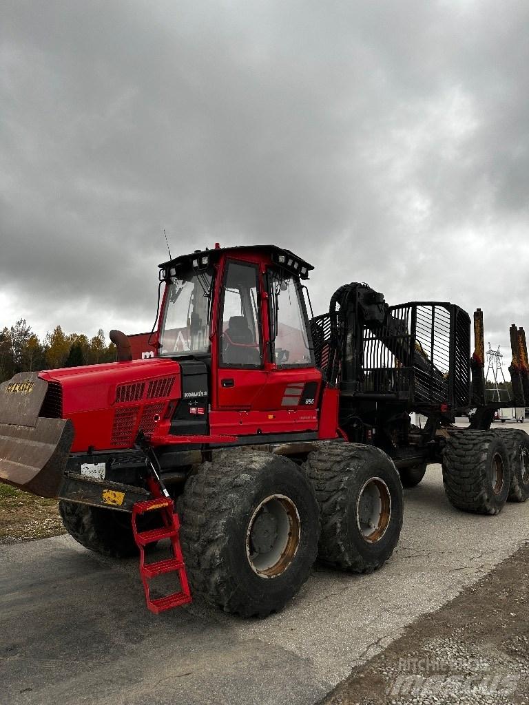 Komatsu 895 Форуардери