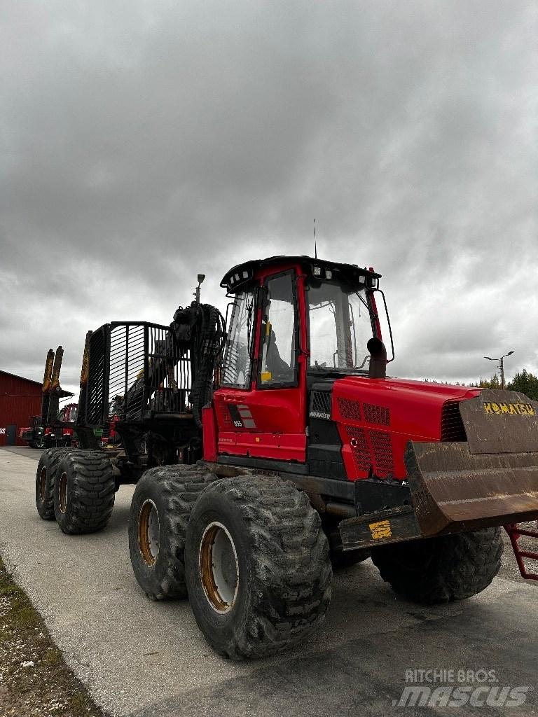 Komatsu 895 Форуардери