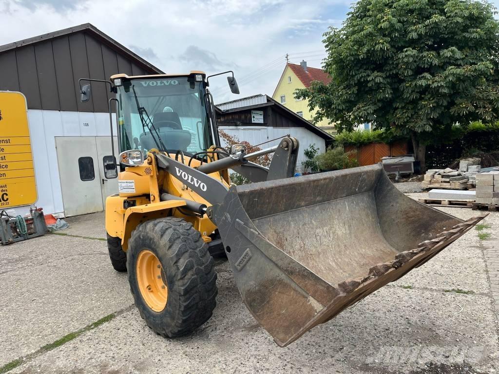 Volvo L 35 G Колесни товарачи