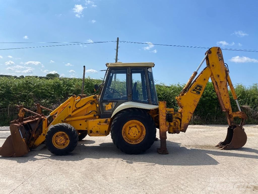 JCB 3 CX Товарач със заден ексватор