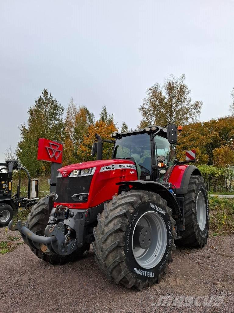 Massey Ferguson 8740 Трактори