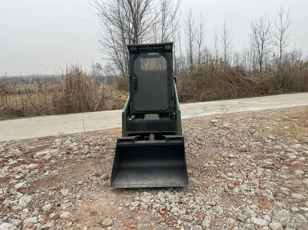 Bobcat S 70 Мини товарачи
