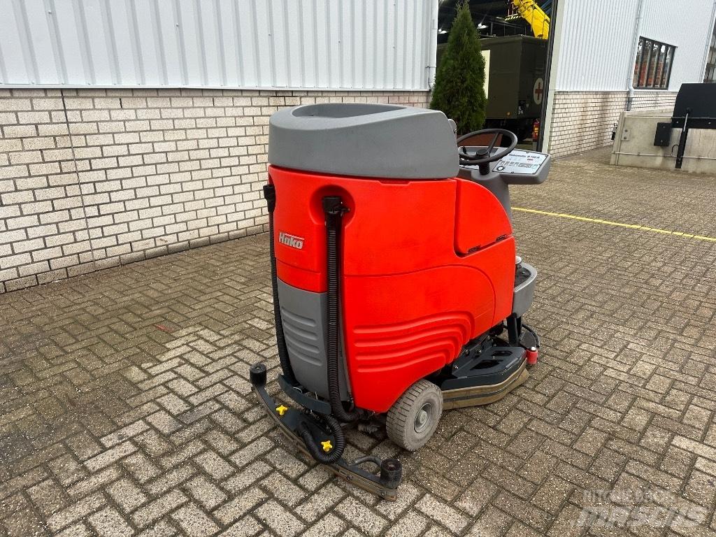 Hako B 750 R SOLD Автоматични метачки с четки