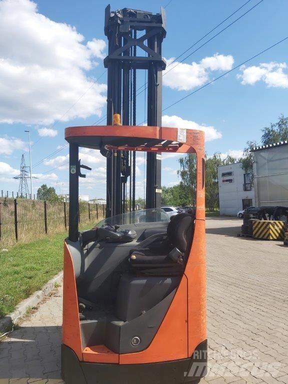 BT RR E 160 Ретрак/ Високоповдигач с изместване на вилката напред