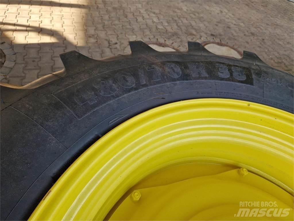 Michelin 480/70R38 Колелета/Гуми