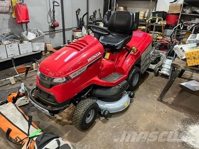 Honda HF2625 Тракторни косачки