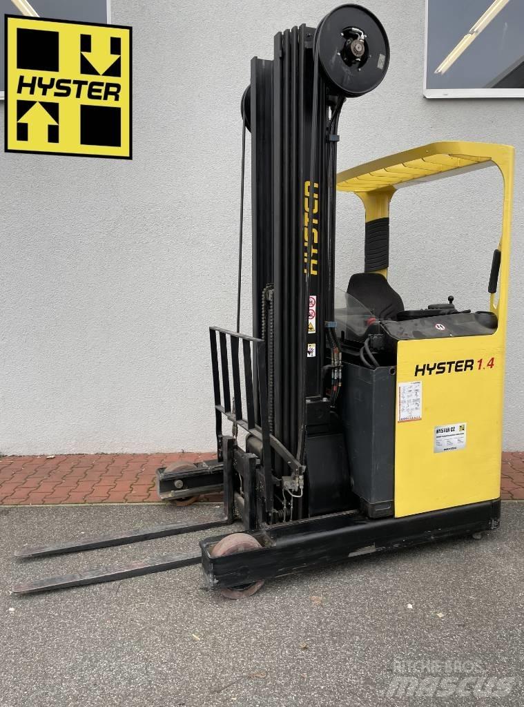 Hyster R1.4H Ретрак/ Високоповдигач с изместване на вилката напред