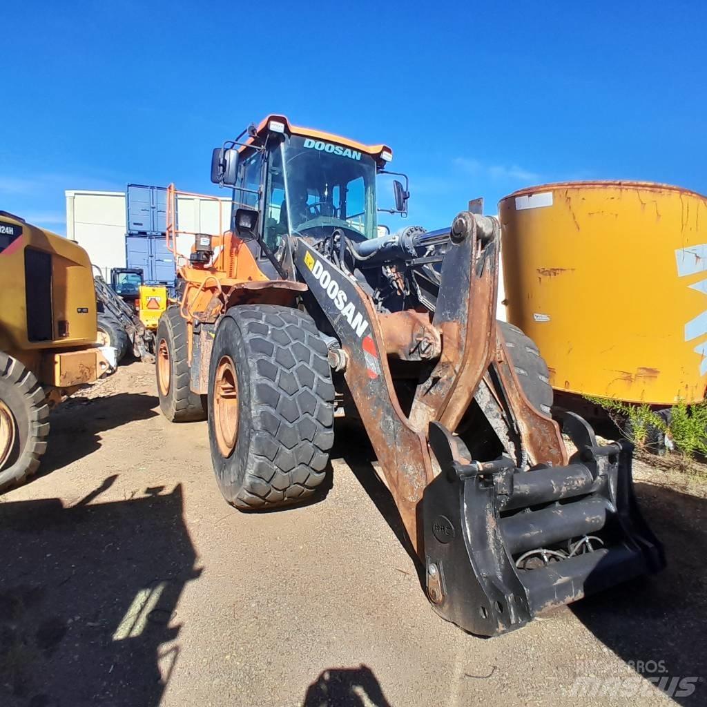 Doosan DL 300-5 Колесни товарачи