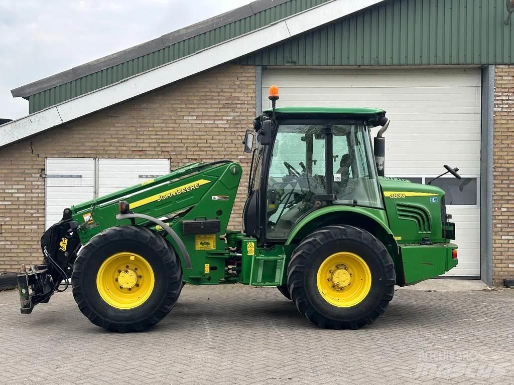 John Deere 3800 Телескопични челни товарачи
