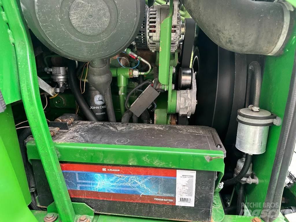 John Deere 3800 Телескопични челни товарачи
