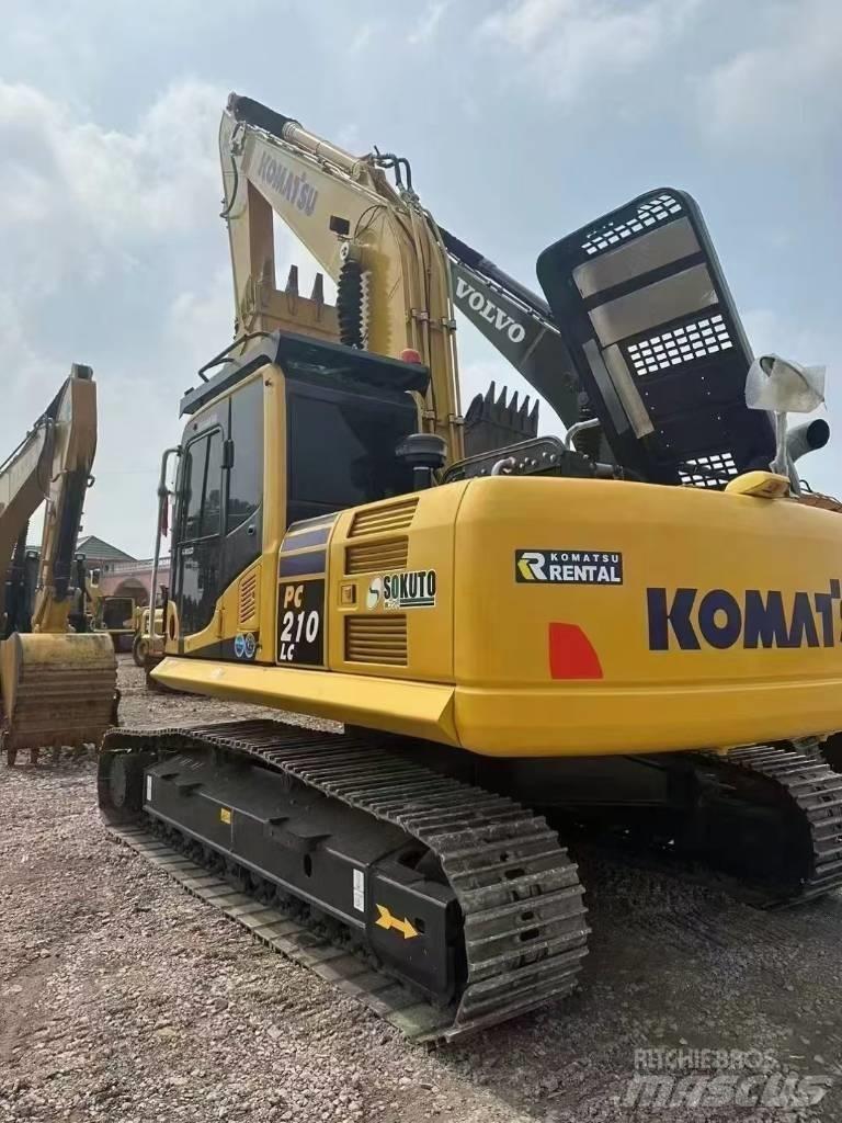Komatsu 210-8 Верижен екскаватор