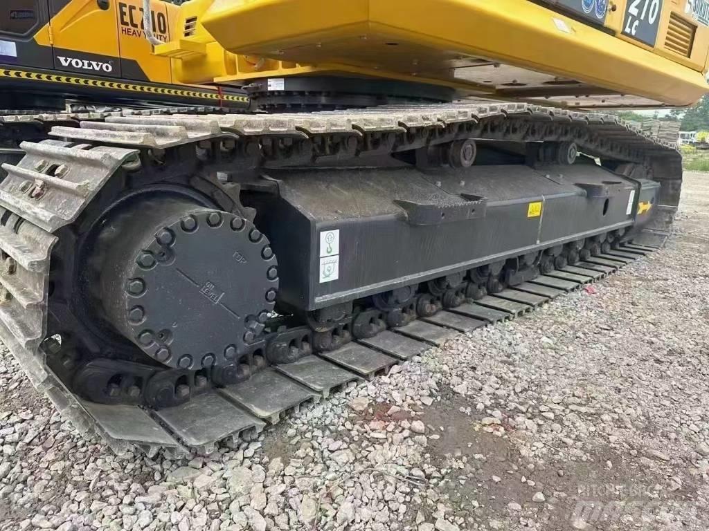 Komatsu 210-8 Верижен екскаватор