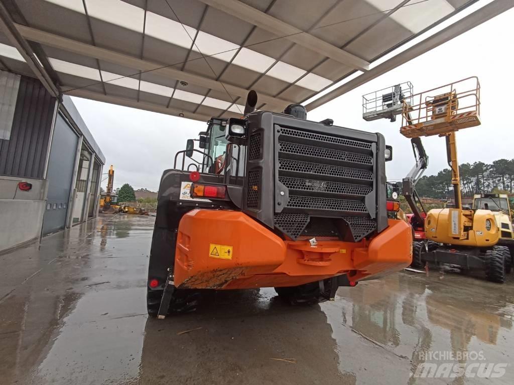 Hitachi ZW 310-6 Колесни товарачи