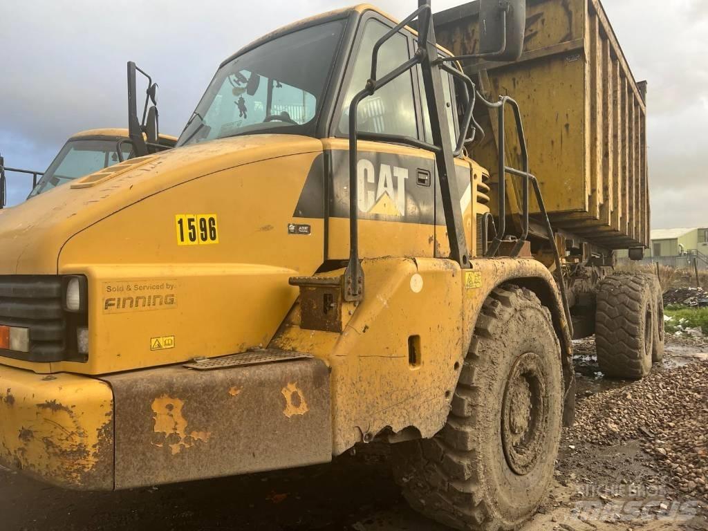 CAT 730 Дъмпери/моторни превозни средства