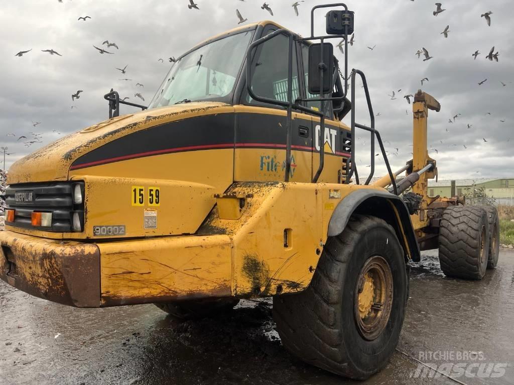 CAT 730 Дъмпери/моторни превозни средства