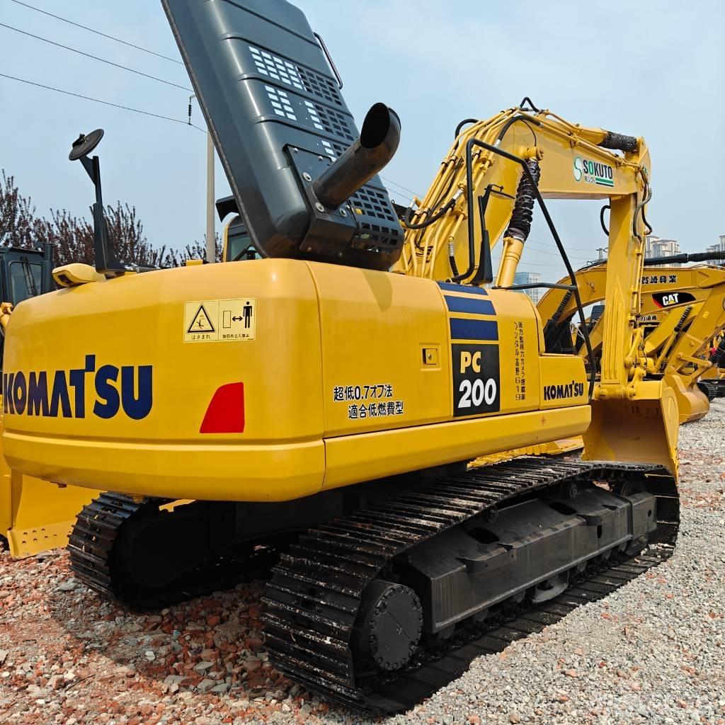 Komatsu 200-8 Верижен екскаватор