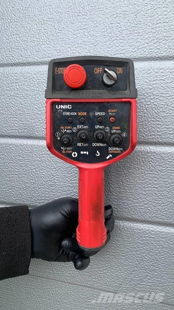 Unic URW 295 Мини кранове