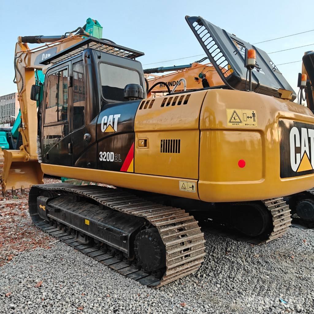 CAT 320D2L Верижен екскаватор