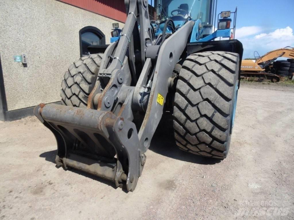 Volvo L 220 G Колесни товарачи