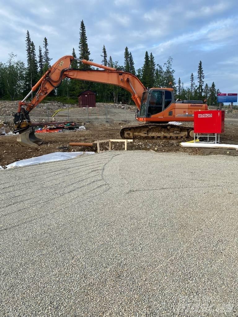 Doosan DX 255 Верижен екскаватор
