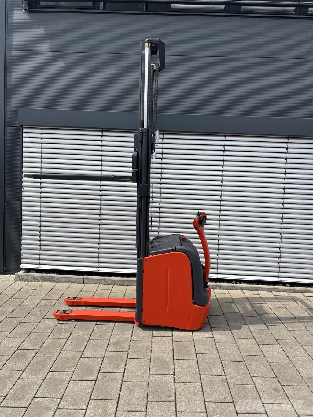 Linde L16 Самоходни товарачи