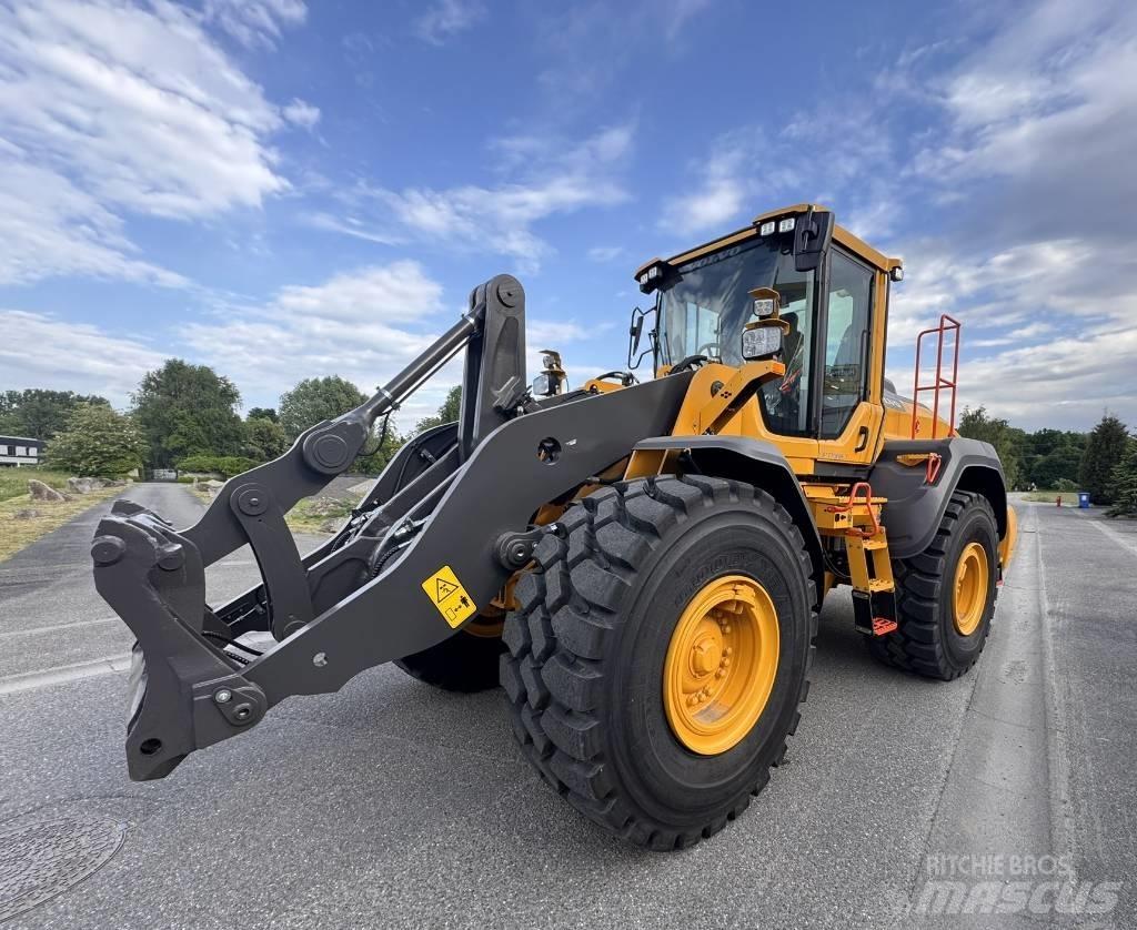 Volvo L 120 H2 Колесни товарачи