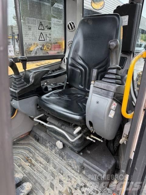 Volvo ECR 88 Средни екскаватори 7т - 12т