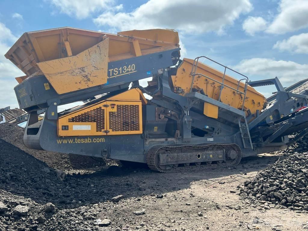 Tesab TS1340 Мобилни скрийнери

