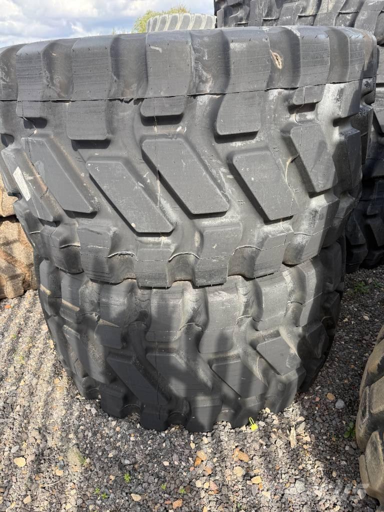 Goodyear 750/65R25 Гуми