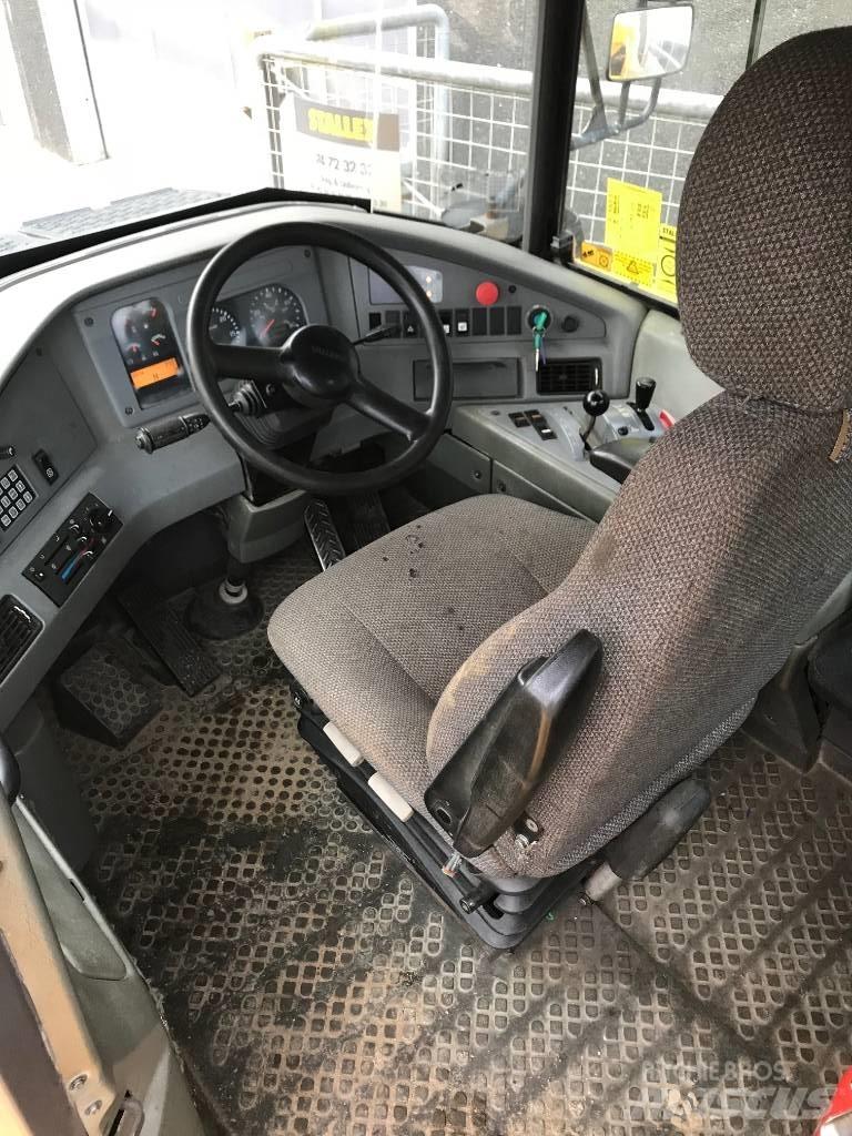 Volvo A25D Странични самосвали