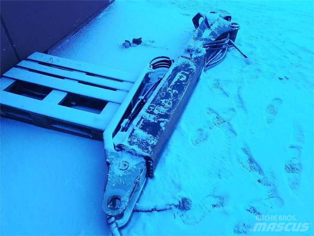 Komatsu 165F Претоварващи кранове
