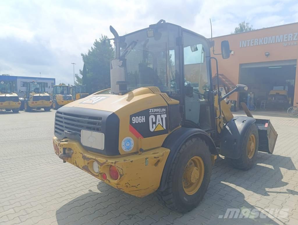 CAT 906 H Колесни товарачи