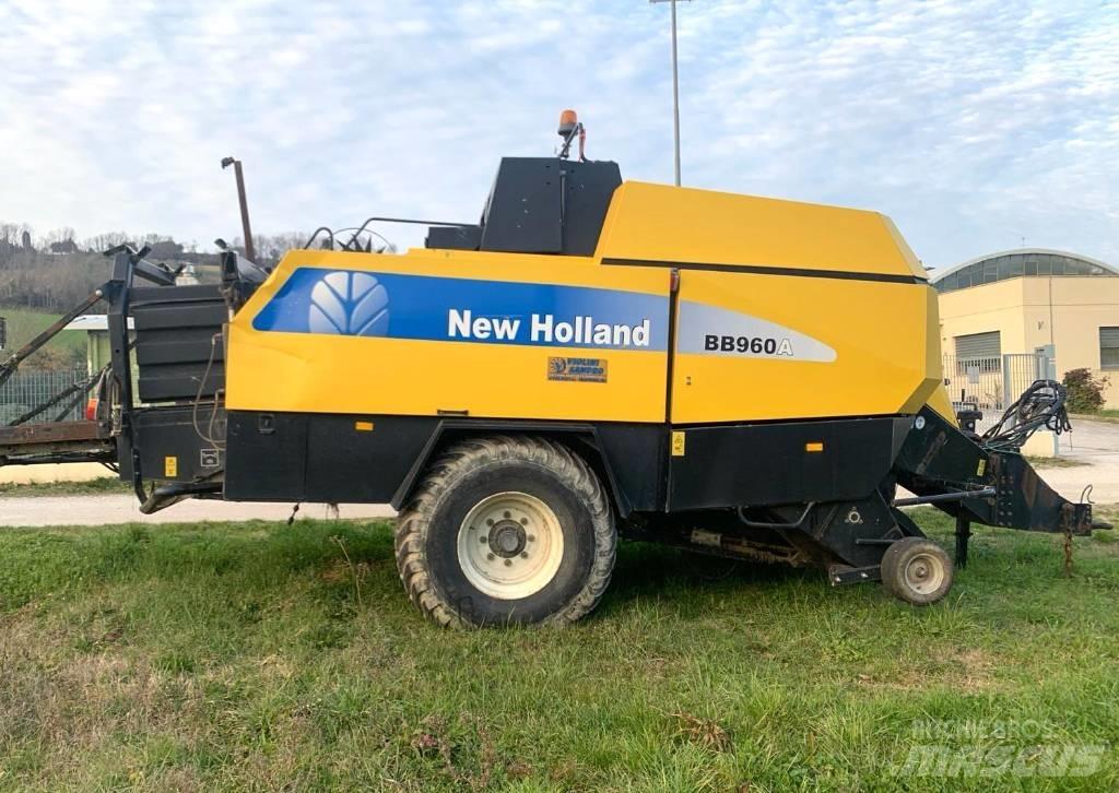 New Holland BB 960 A Балопреси квадратни
