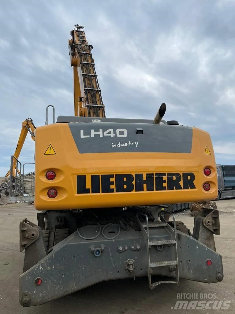 Liebherr LH40M Оператори на отпадъци/индустрия
