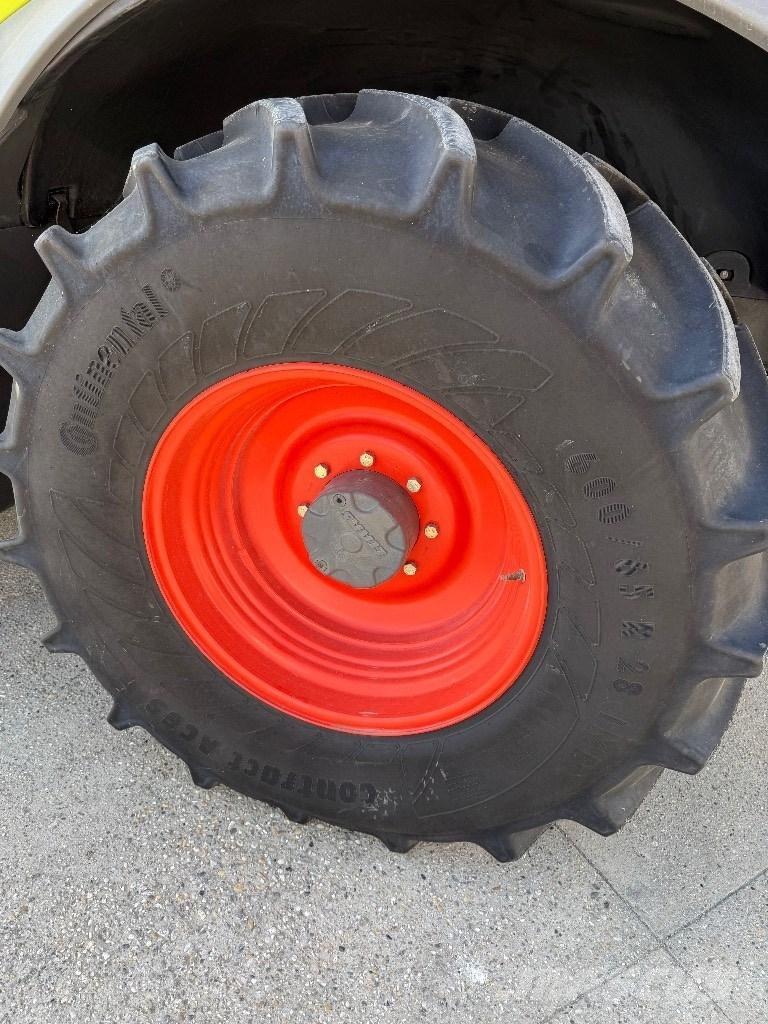 CLAAS Jaguar 960 4WD Фуражни комбайни