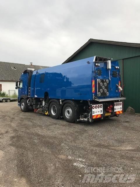 Volvo FM 500 Камиони за почистване