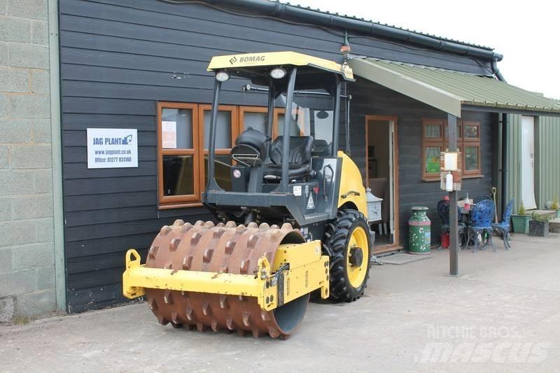 Bomag BW 124 P D H-5 Еднобарабанни ролки
