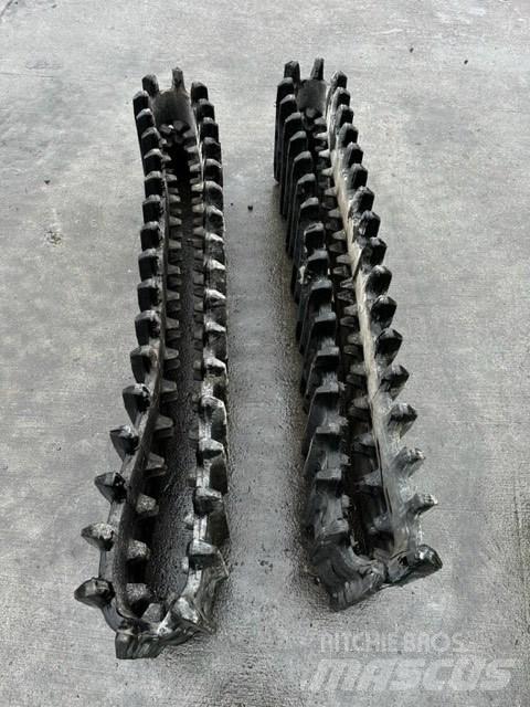 Kubota Kubota 400X90 Вериги