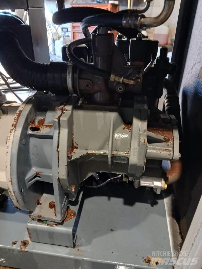 Atlas Copco GA 22 FF Компресори