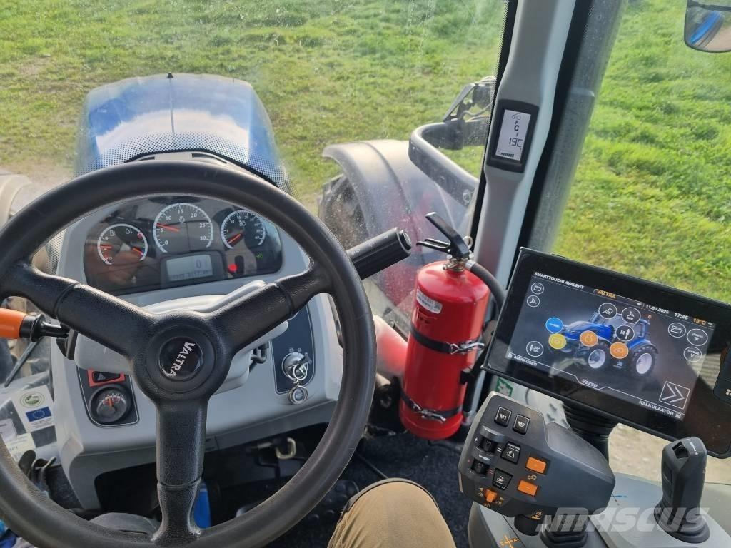 Valtra T 254 V Трактори