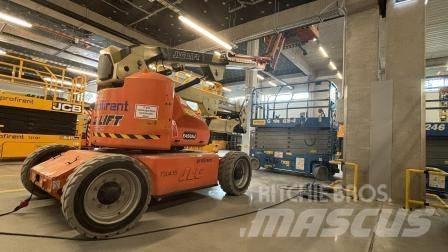 JLG E 450 AJ Съчленени стрелови подемници