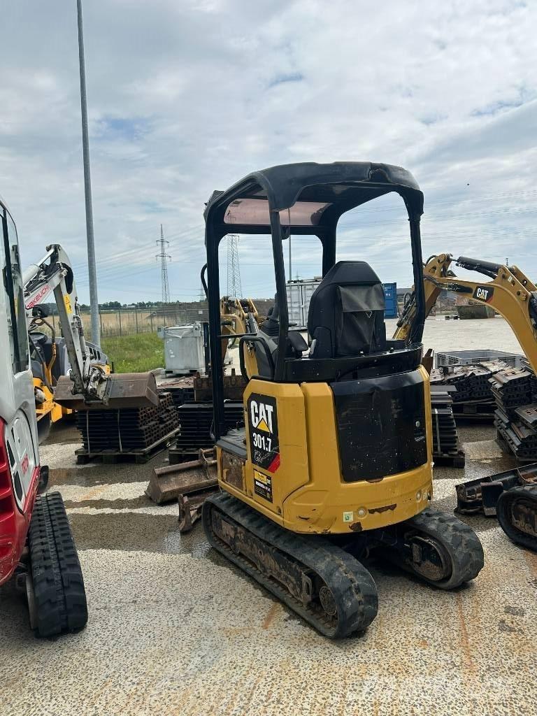 CAT 301.7 Мини екскаватори < 7 т