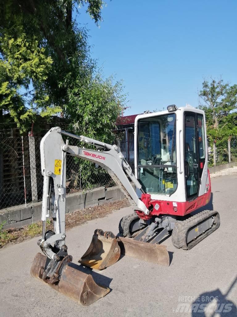 Takeuchi TB 216 Мини екскаватори < 7 т