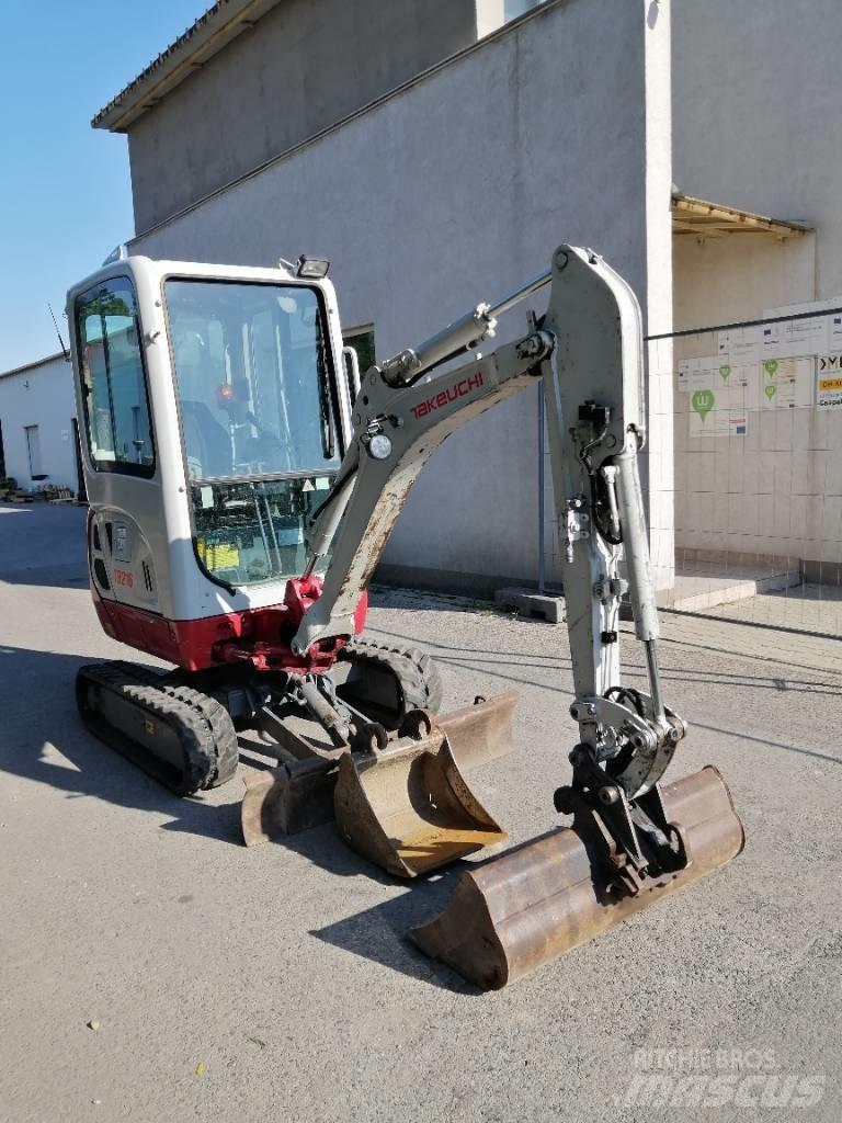 Takeuchi TB 216 Мини екскаватори < 7 т