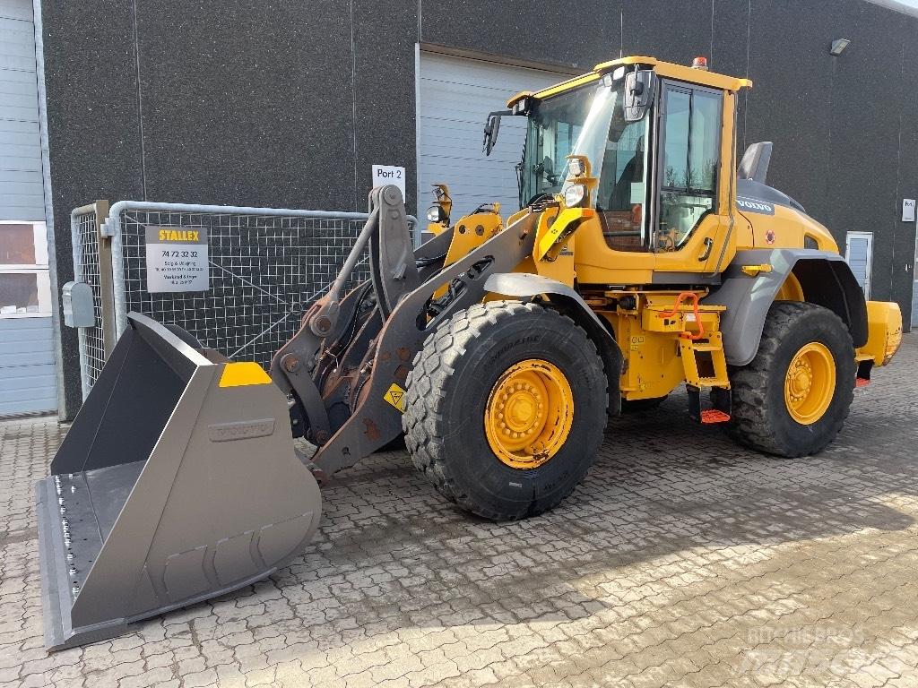 Volvo L90H Колесни товарачи